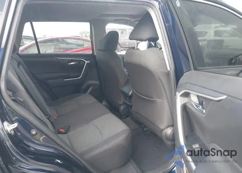 2023 Toyota Rav4 Xle z USA, uszkodzony, nr VIN 2T3W1RFV1PW242848